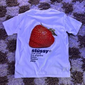 Stüssy strawberry tee - a classic streetwear staple streetwear!